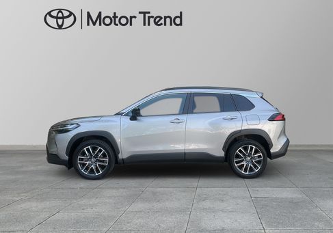 Toyota Corolla Cross, 2025