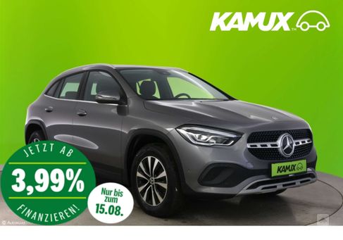 Mercedes-Benz GLA 180, 2022