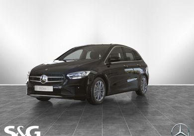 Mercedes-Benz B 180, 2020