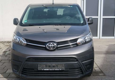Toyota Proace, 2022 2