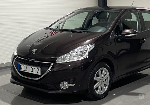 Peugeot 208, 2012