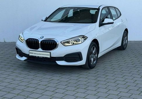 BMW 118, 2023