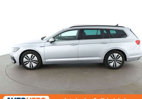Volkswagen Passat, 2022