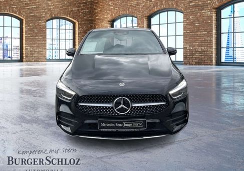 Mercedes-Benz B 180, 2023