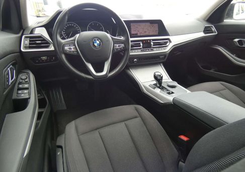 BMW 320, 2020 3