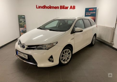 Toyota Auris Touring Sports, 2014