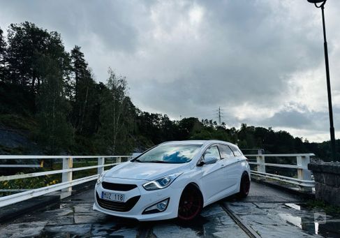 Hyundai i40, 2012