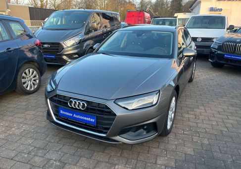Audi A4, 2022