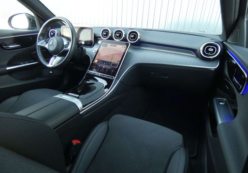 Mercedes-Benz C 300, 2023