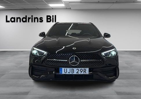 Mercedes-Benz C 300, 2025