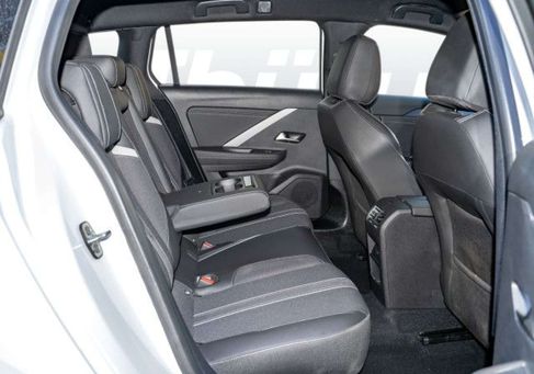 Opel Astra, 2024