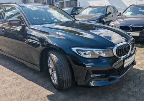 BMW 318, 2020