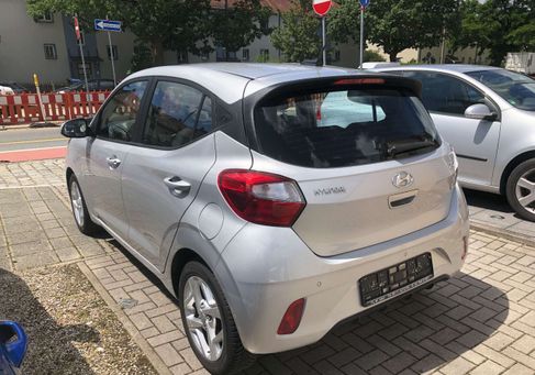 Hyundai i10, 2022