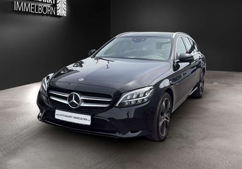 Mercedes-Benz C 300, 2021