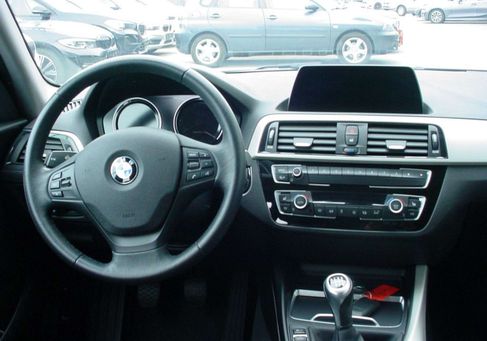 BMW 118, 2018