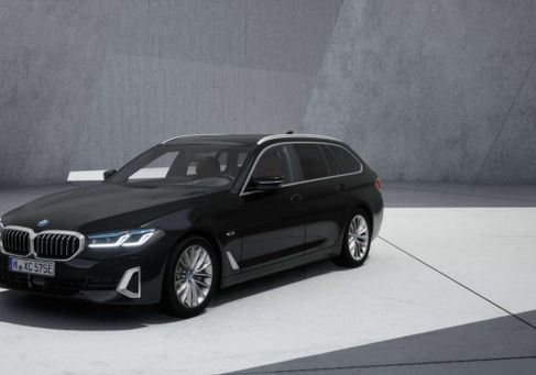 BMW 530, 2022