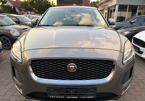 Jaguar E-Pace, 2019 3