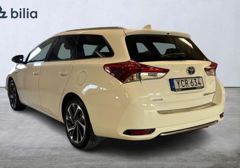 Toyota Auris Touring Sports, 2016