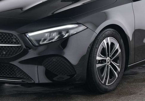 Mercedes-Benz A 200, 2025