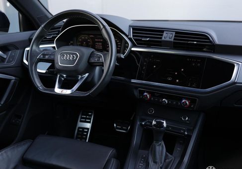 Audi Q3, 2023 2