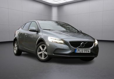 Volvo V40, 2018