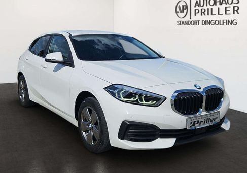 BMW 118, 2023