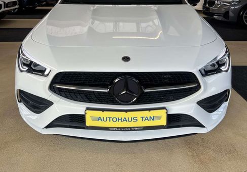 Mercedes-Benz CLA 200, 2021