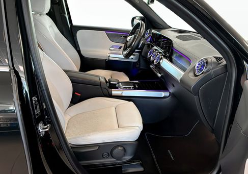 Mercedes-Benz EQB, 2023 3