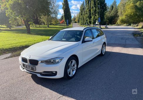 BMW 318, 2014