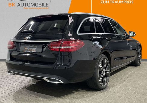 Mercedes-Benz C 300, 2021