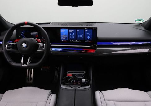 BMW M5, 2025