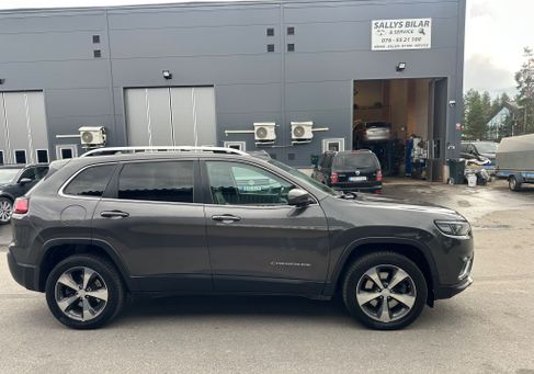 Jeep Cherokee, 2019 3