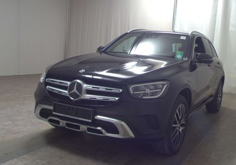 Mercedes-Benz GLC 200, 2021