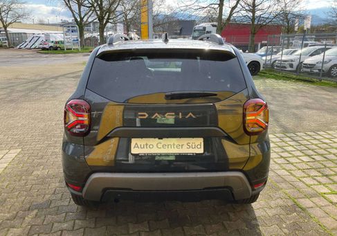 Dacia Duster, 2024 3