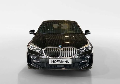 BMW 118, 2021