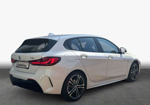 BMW 118, 2023 2