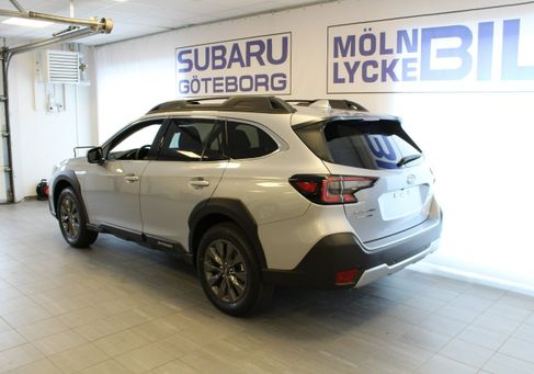 Subaru OUTBACK, 2025