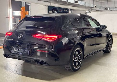 Mercedes-Benz CLA 250, 2022