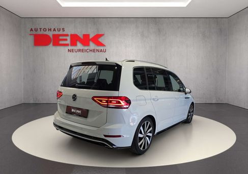 Volkswagen Touran, 2020 3