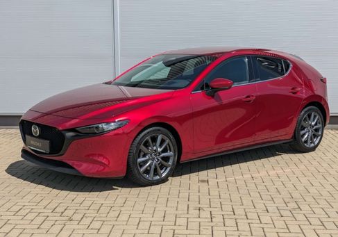 Mazda 3, 2025