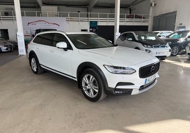 Volvo V90 Cross Country, 2019