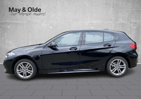 BMW 118, 2023