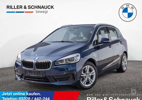 BMW 225, 2021