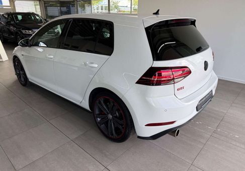 Volkswagen Golf, 2019 3