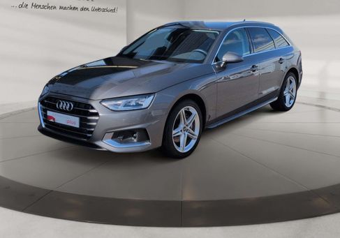 Audi A4, 2022