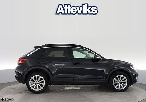 Volkswagen T-Roc, 2023