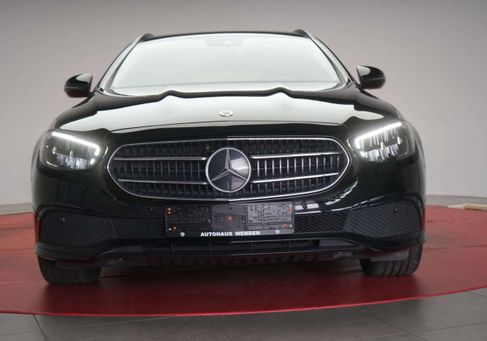 Mercedes-Benz E 300, 2021