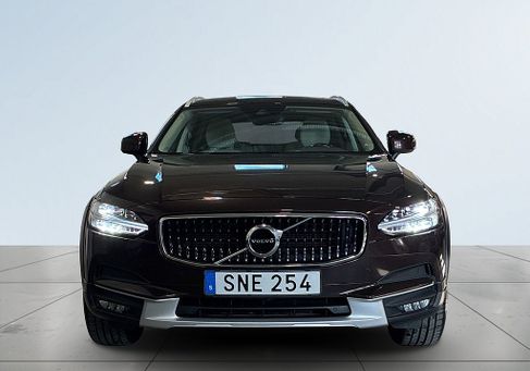 Volvo V90 Cross Country, 2019