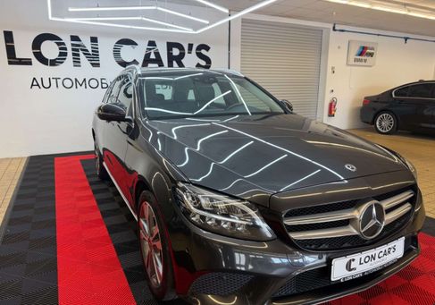 Mercedes-Benz C 300, 2021