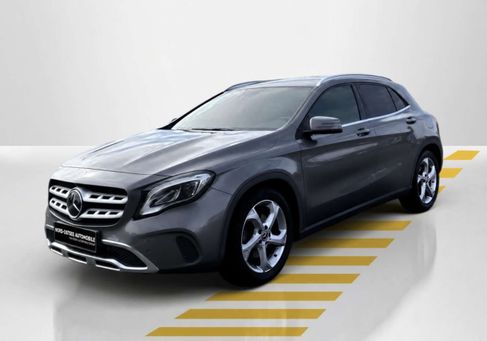 Mercedes-Benz GLA 250, 2019 3
